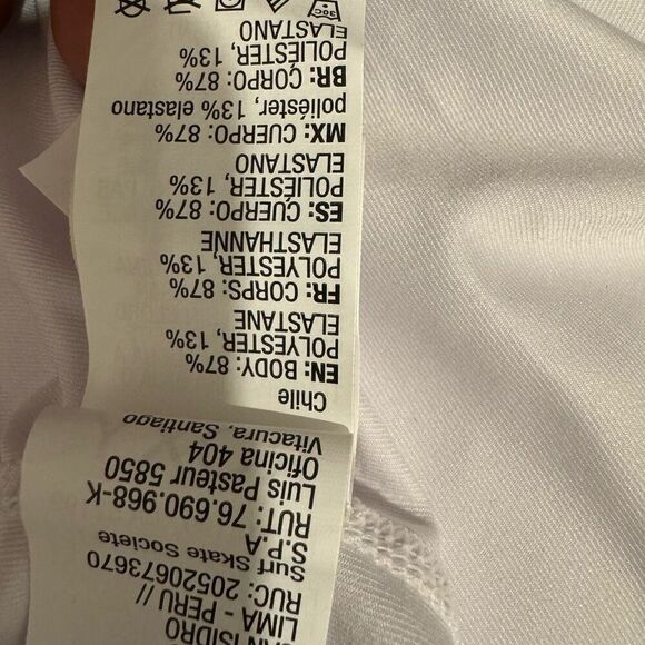 Roxy  rash guard size medium - Picture 7 of 7